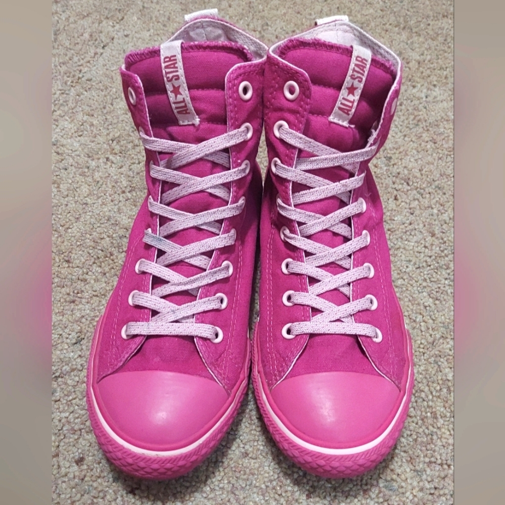 Converse Chuck Taylor Slip It High-Top Sneaker - Magenta